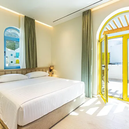Santorini Luxury 4 - Private Terrace, Parking And Appartamento Palasë